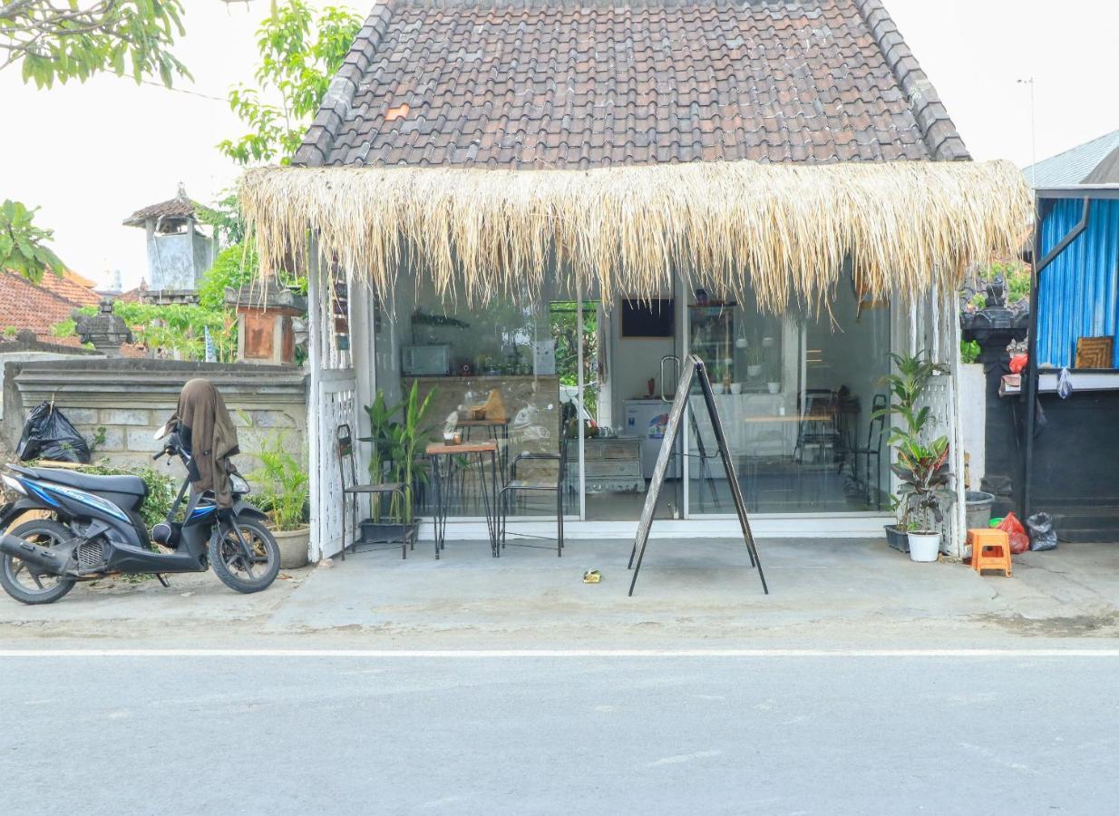 The Wina Echo Beach Guest House Canggu  Exterior photo