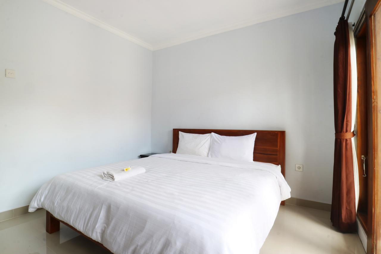 The Wina Echo Beach Guest House Canggu  Exterior photo