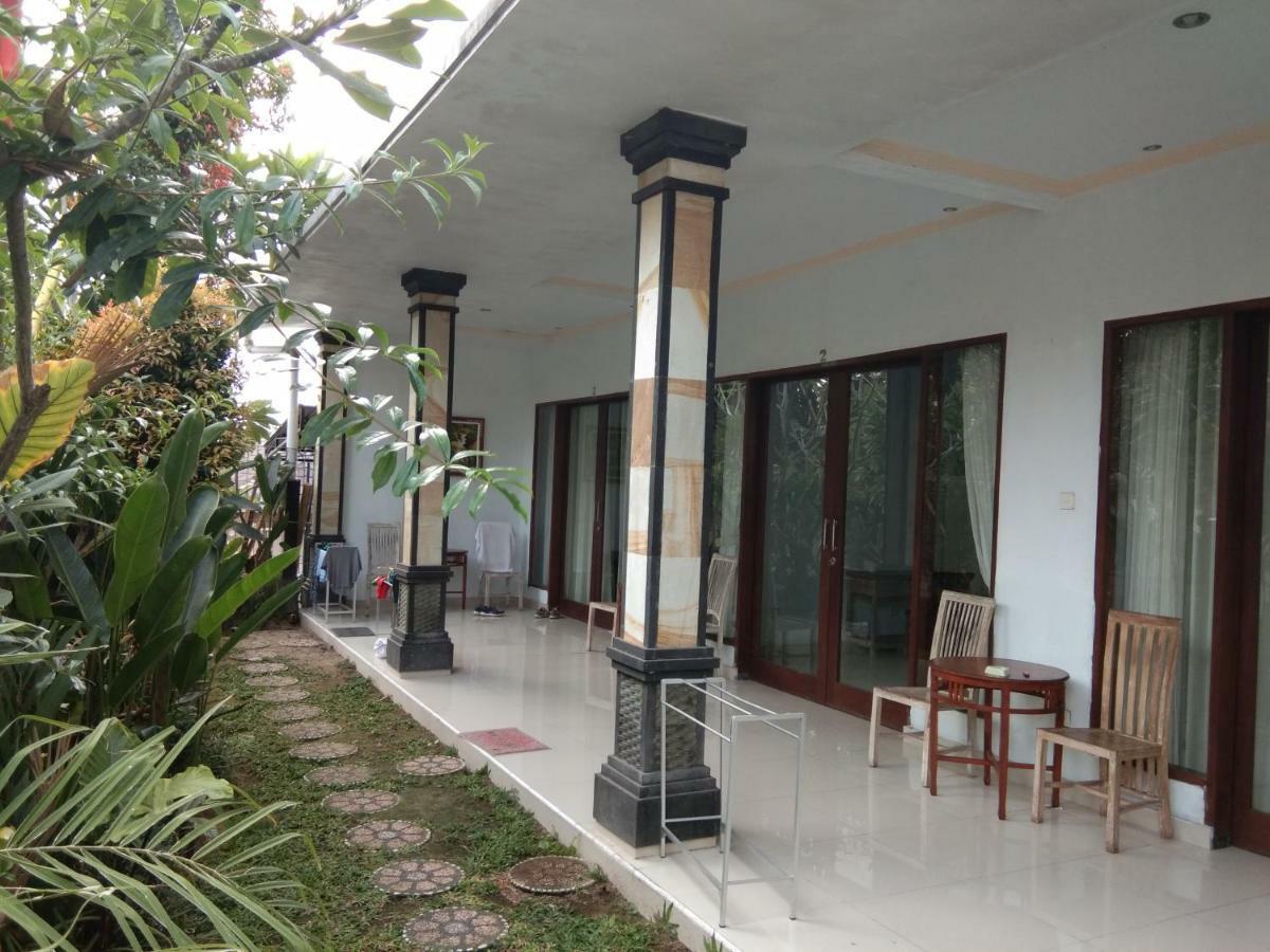 The Wina Echo Beach Guest House Canggu  Exterior photo