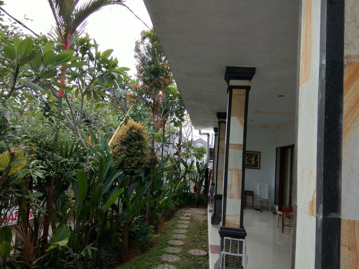 The Wina Echo Beach Guest House Canggu  Exterior photo