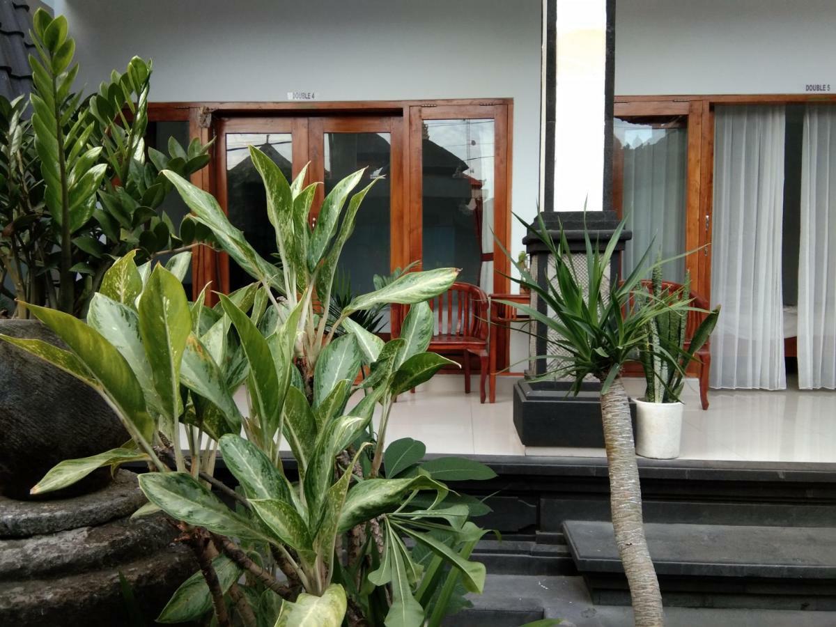 The Wina Echo Beach Guest House Canggu  Exterior photo